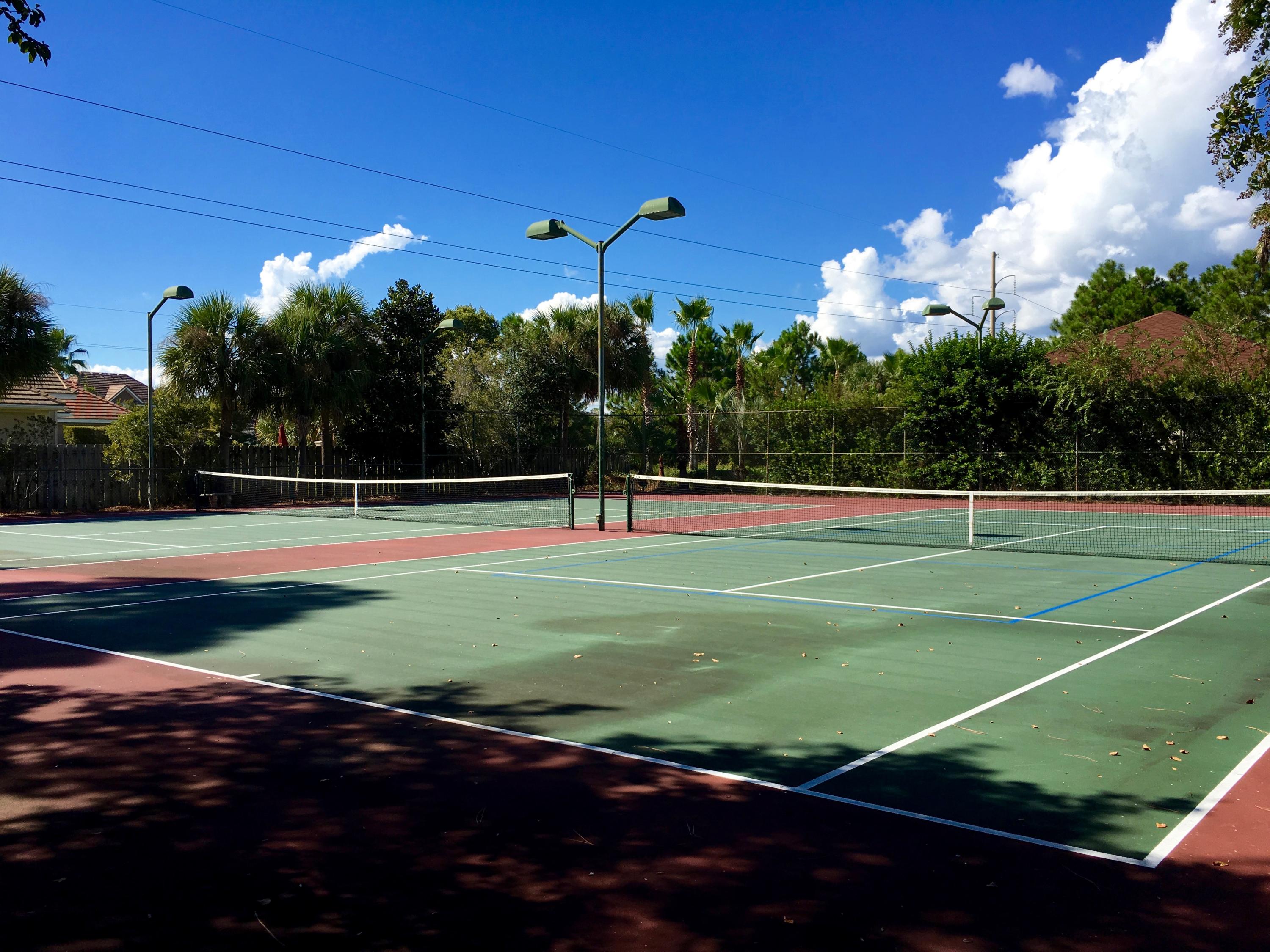 EMERALD LAKES PH III - Residential