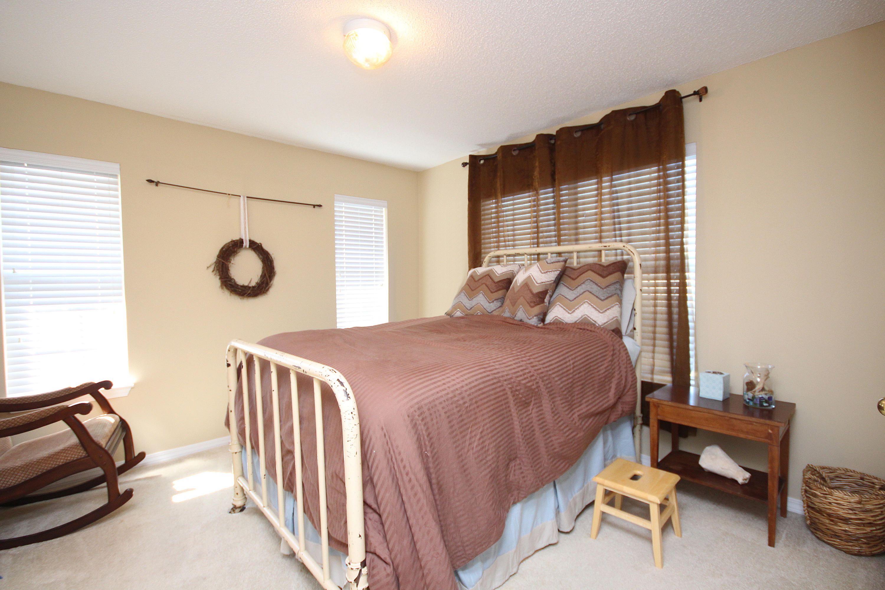 EMERALD LAKES PH III - Residential