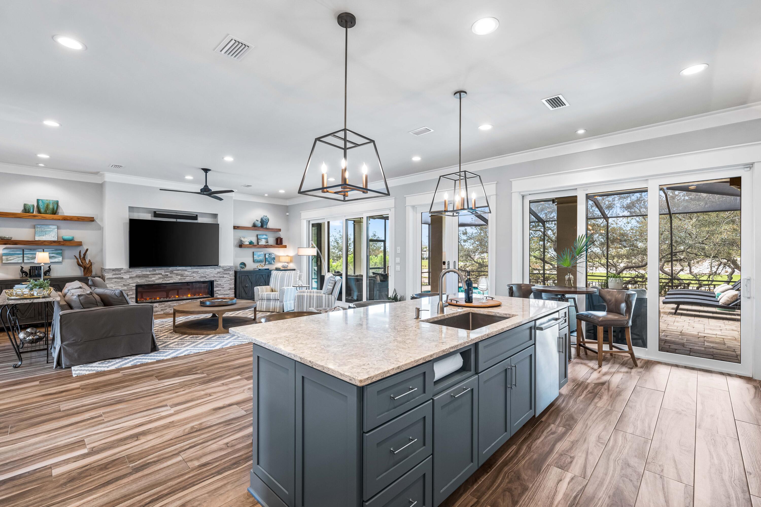 BELLAMAR AT GULF PLACE - Residential