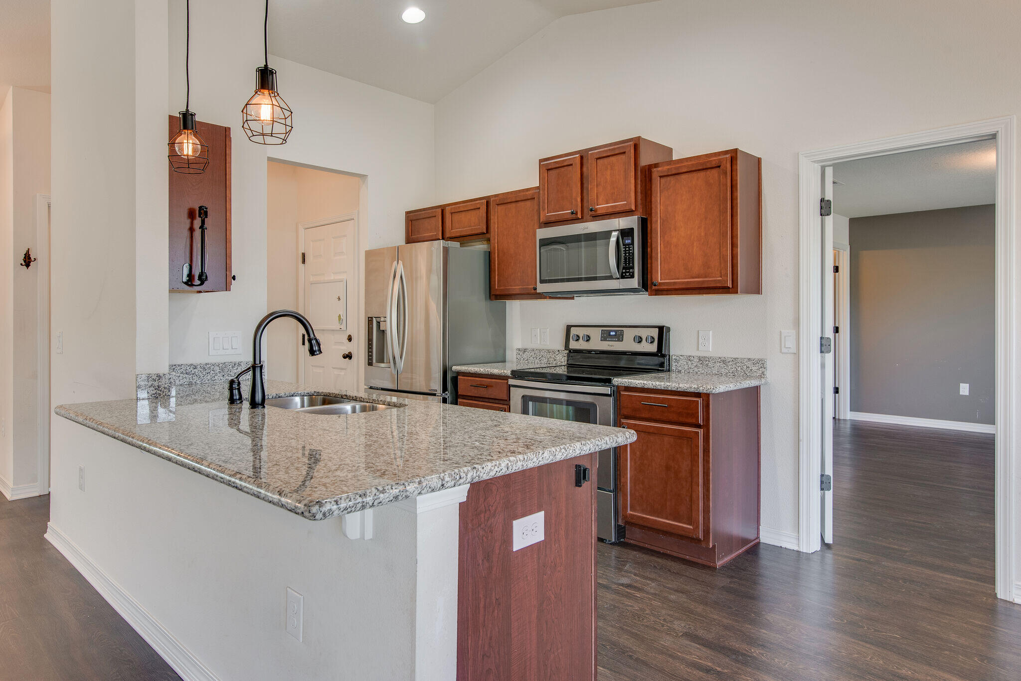 ALPINE BEACH - Residential