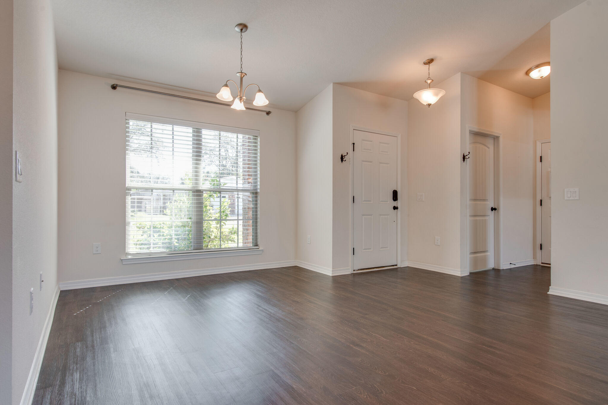 ALPINE BEACH - Residential