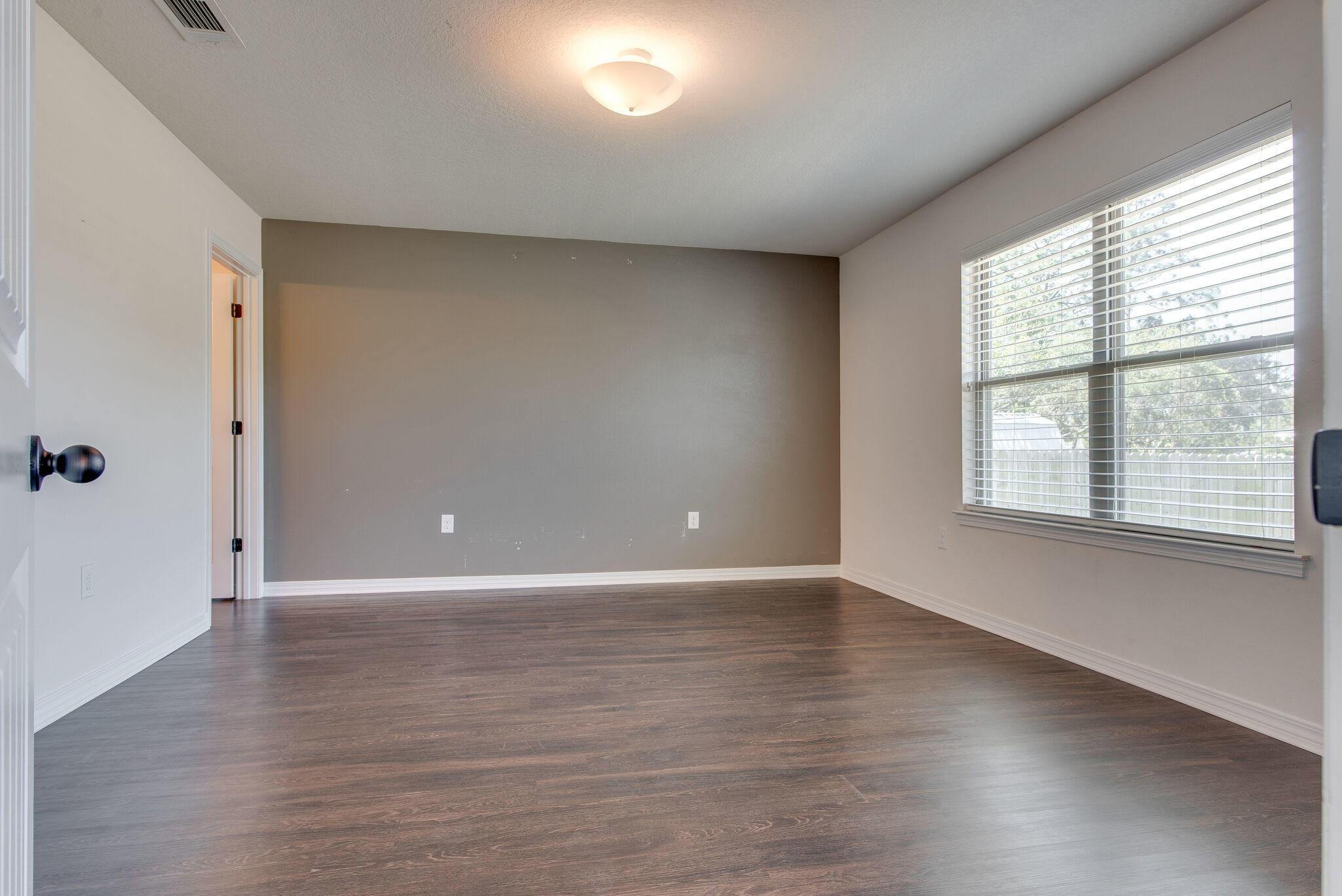 ALPINE BEACH - Residential