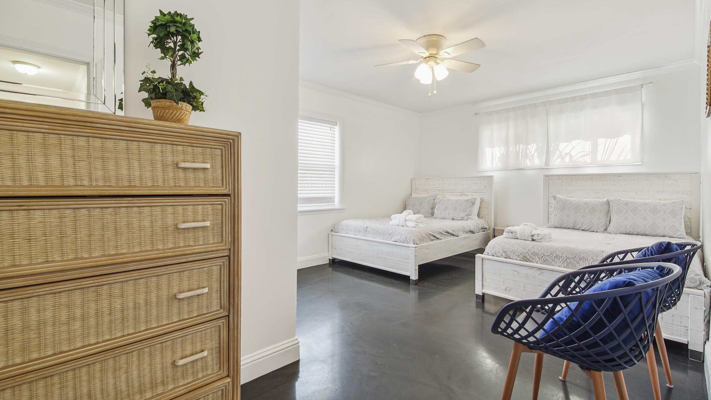 Biltmore Beach 1st Add - Residential