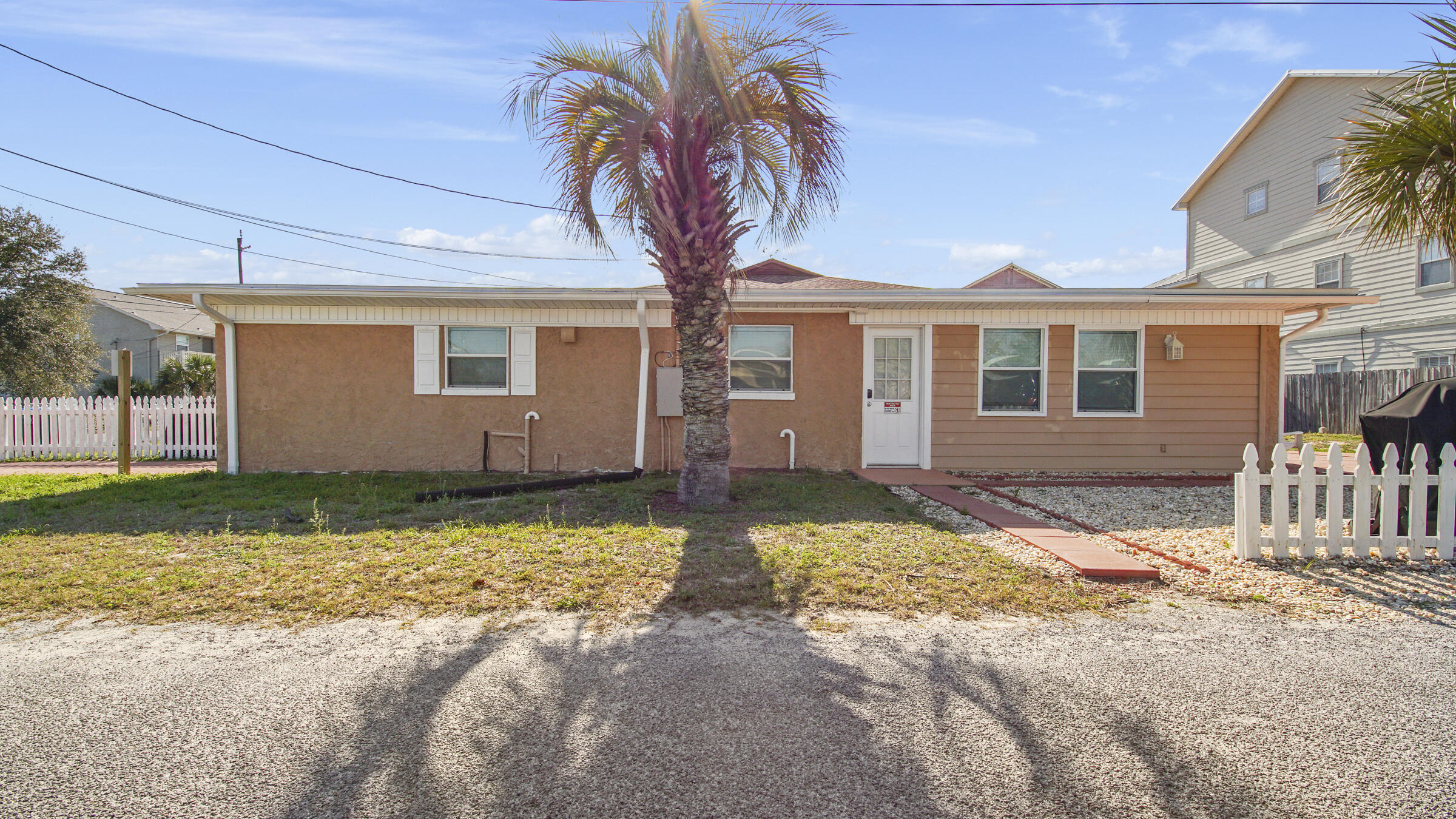 Biltmore Beach 1st Add - Residential