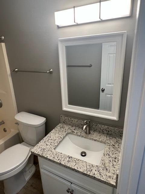 VALPARAISO PINECREST 6 - Residential Lease