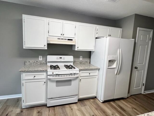 VALPARAISO PINECREST 6 - Residential Lease