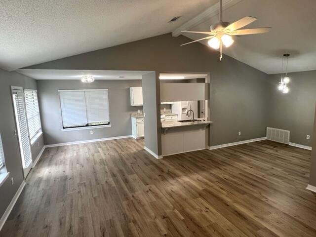 VALPARAISO PINECREST 6 - Residential Lease