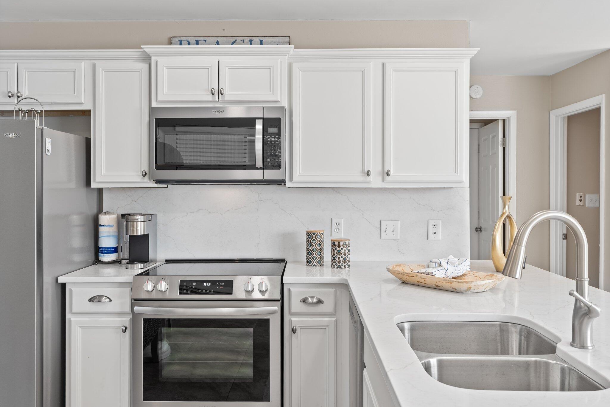 CRYSTAL VILLAGE CONDO PH 1 - Residential