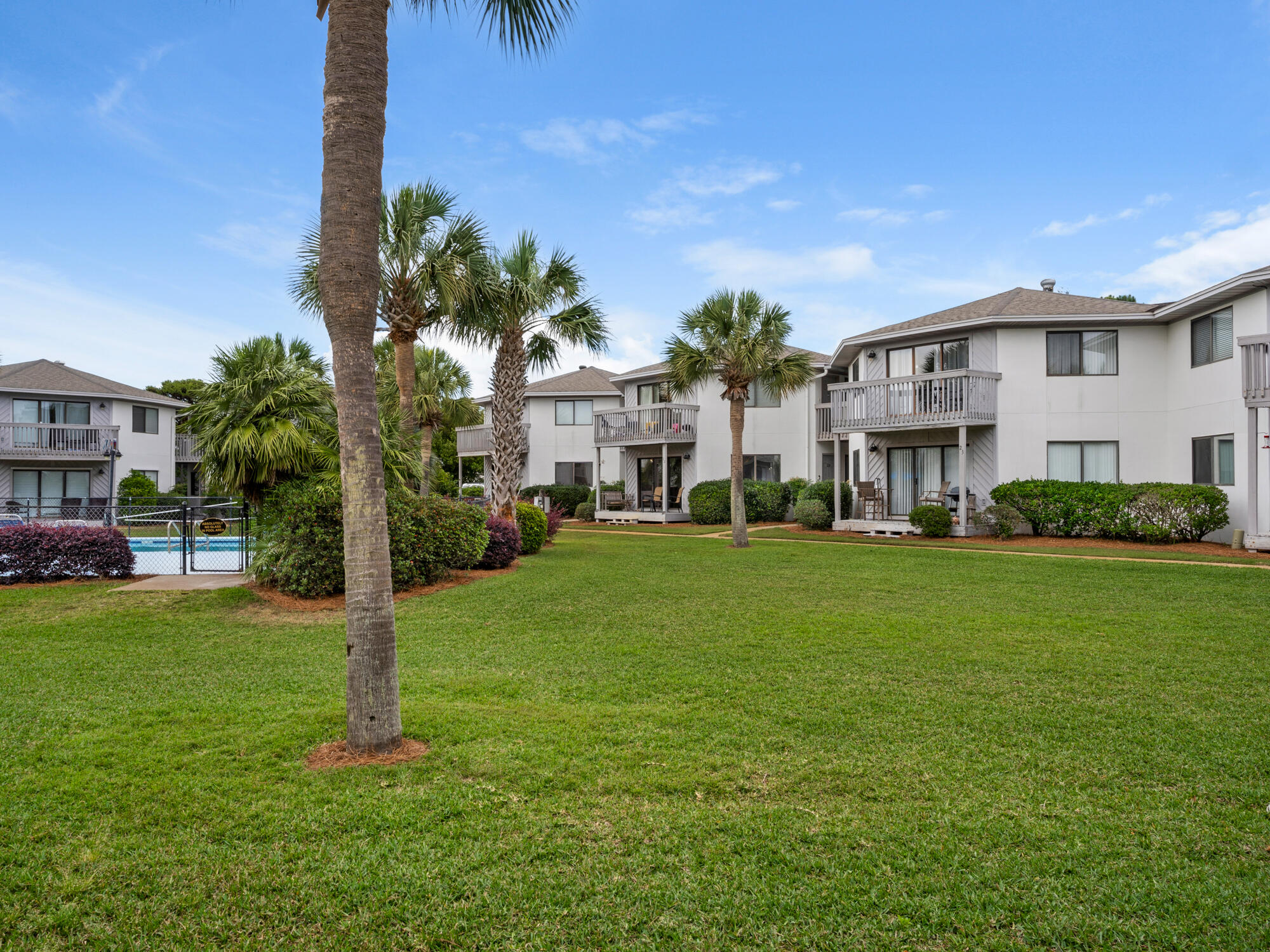 CRYSTAL VILLAGE CONDO PH 1 - Residential