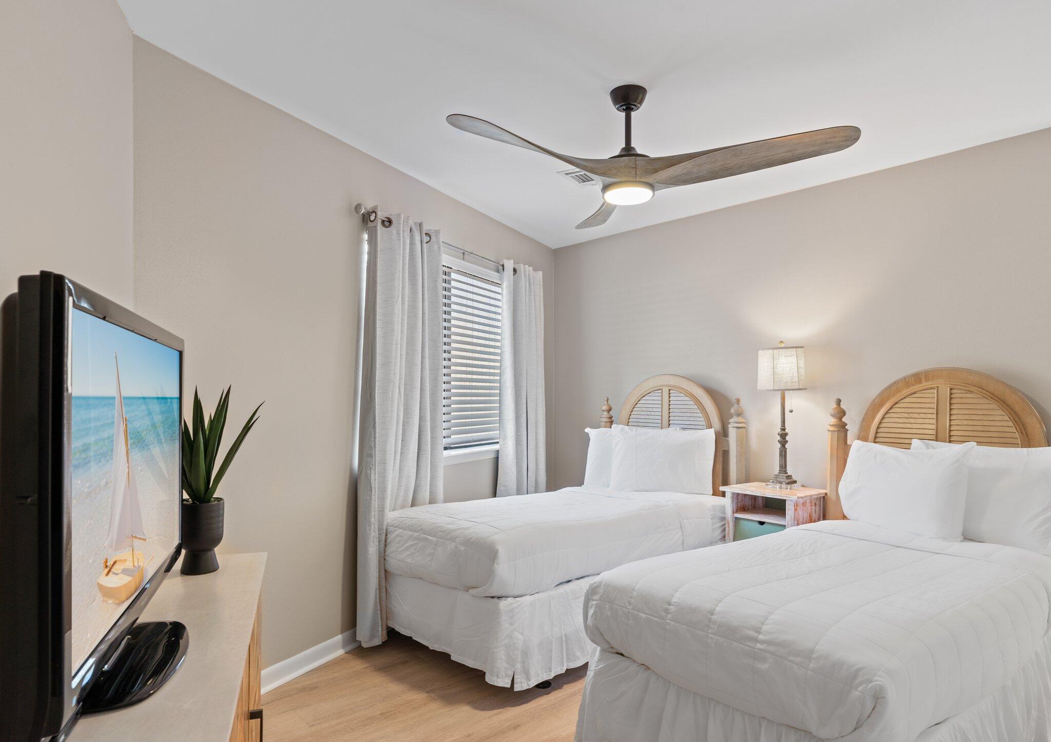 CRYSTAL VILLAGE CONDO PH 1 - Residential