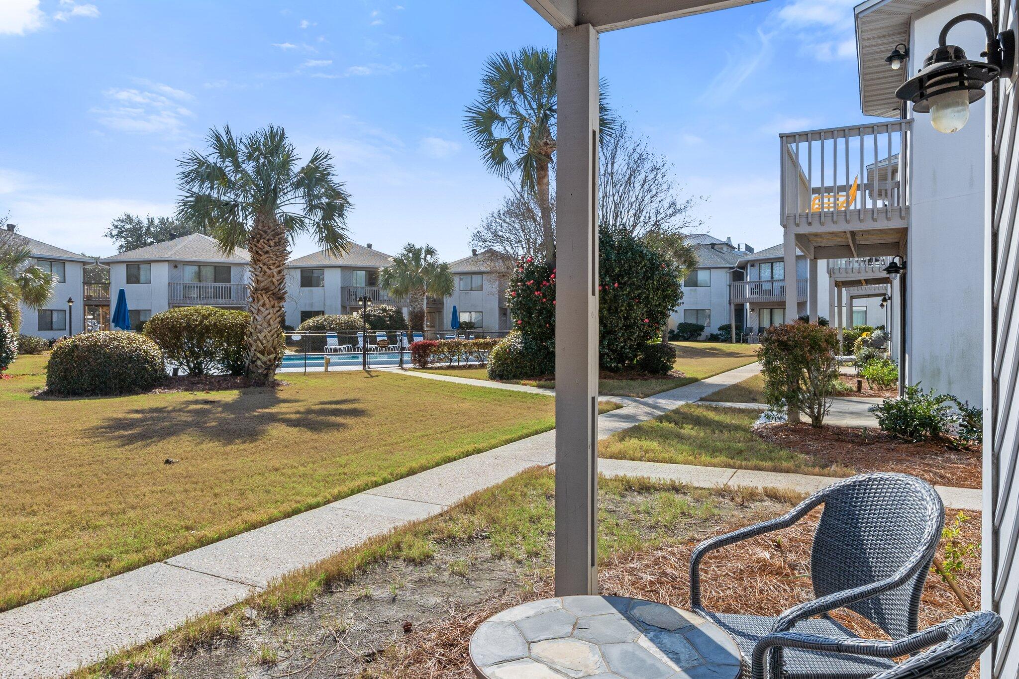 CRYSTAL VILLAGE CONDO PH 1 - Residential