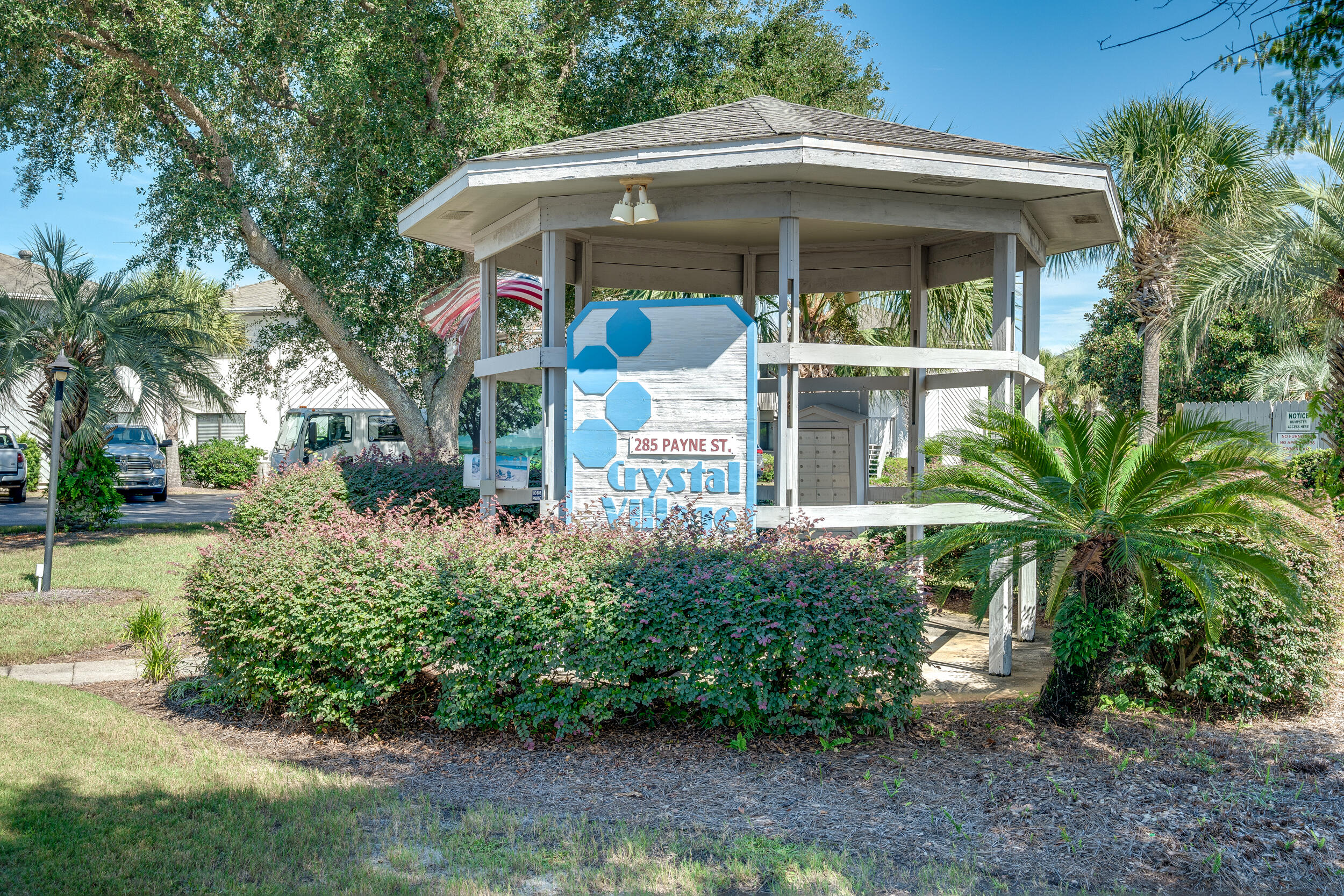 CRYSTAL VILLAGE CONDO PH 1 - Residential