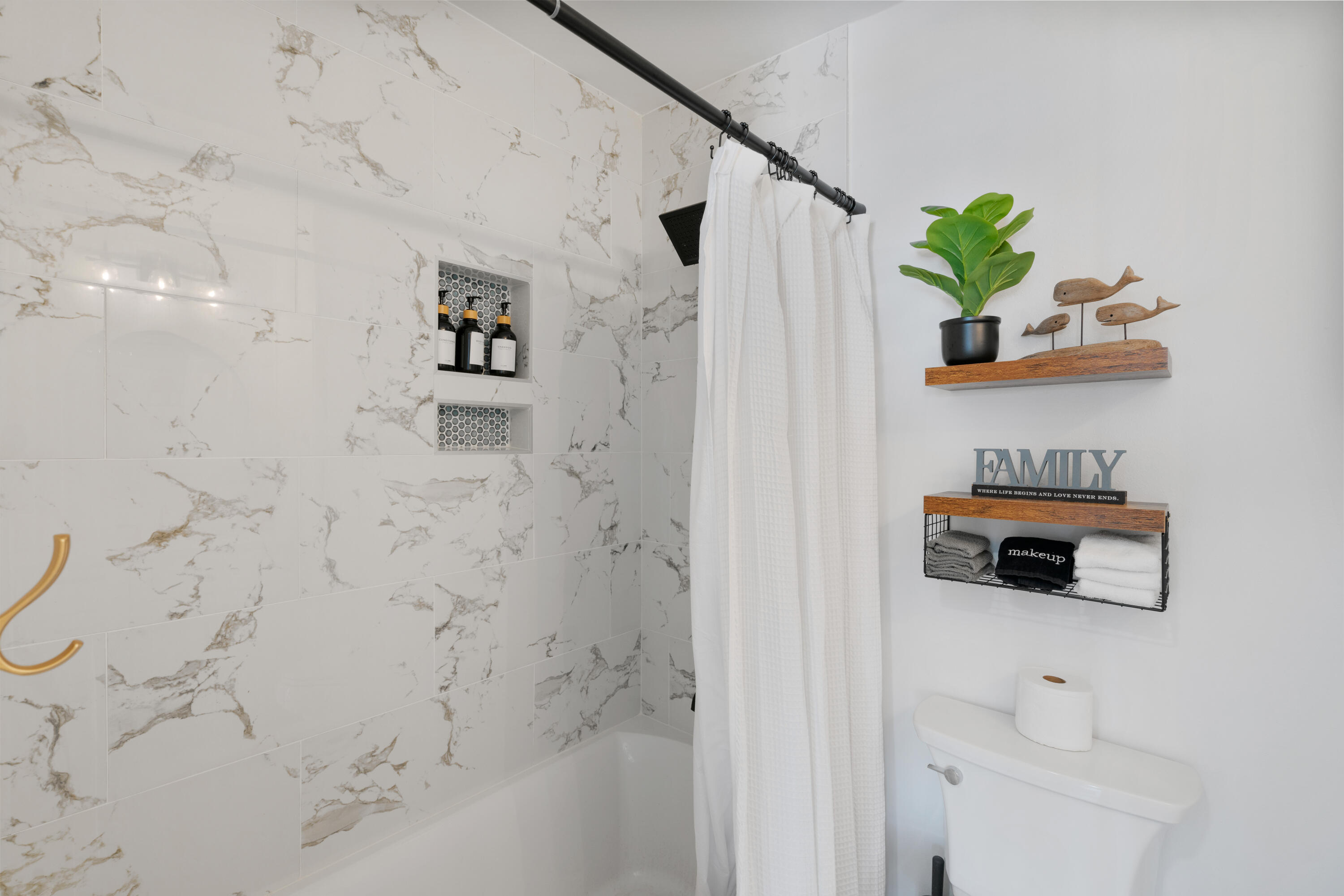 SILVER SANDS TOWNHOMES - Residential