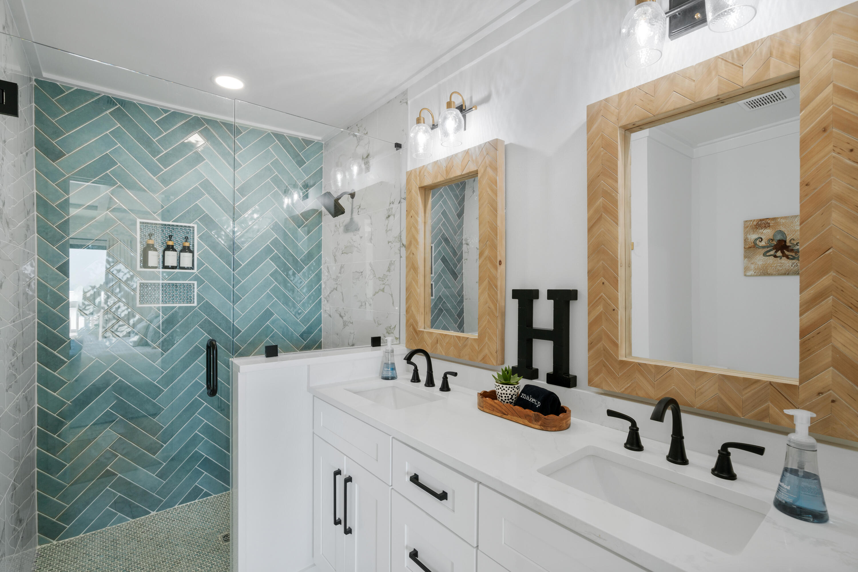 SILVER SANDS TOWNHOMES - Residential