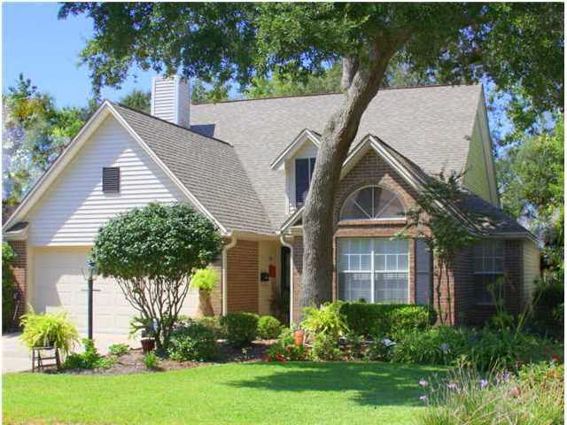 FAIRWAY LAKES PH 1 - Residential