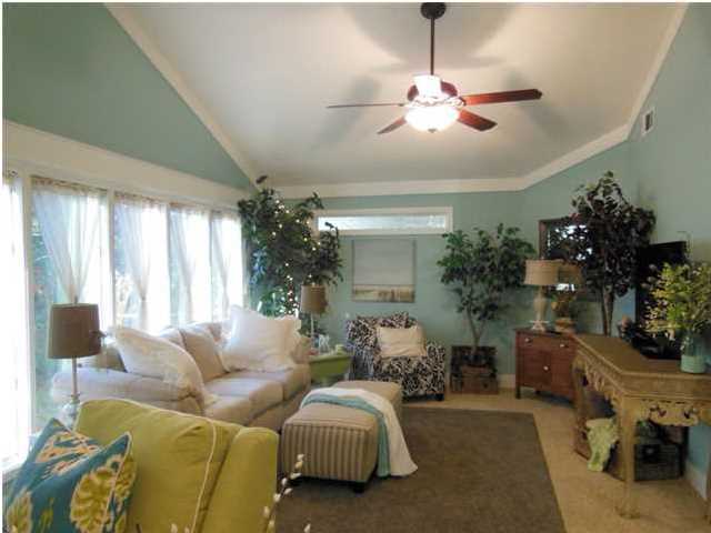 FAIRWAY LAKES PH 1 - Residential