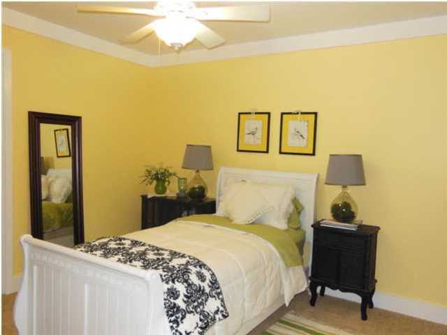 FAIRWAY LAKES PH 1 - Residential