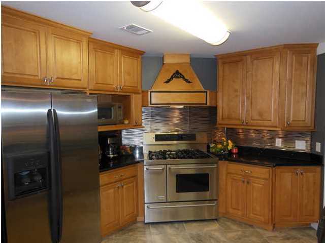 FAIRWAY LAKES PH 1 - Residential