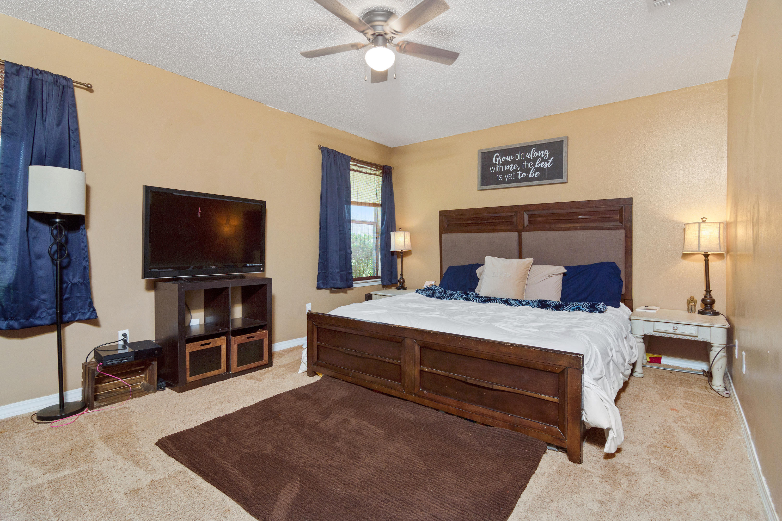 COUNTRYVIEW ESTATES 8TH ADDN - Residential