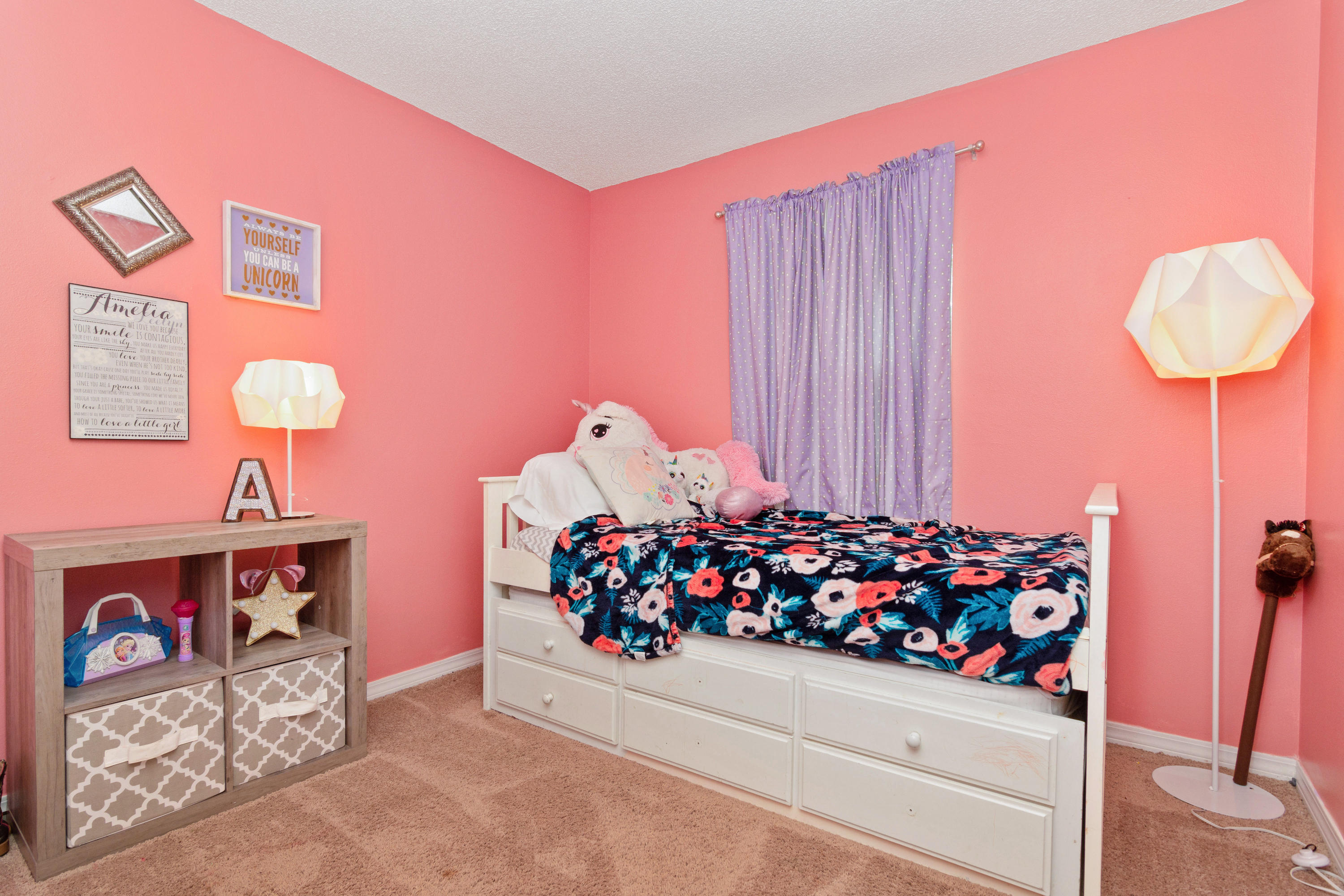 COUNTRYVIEW ESTATES 8TH ADDN - Residential