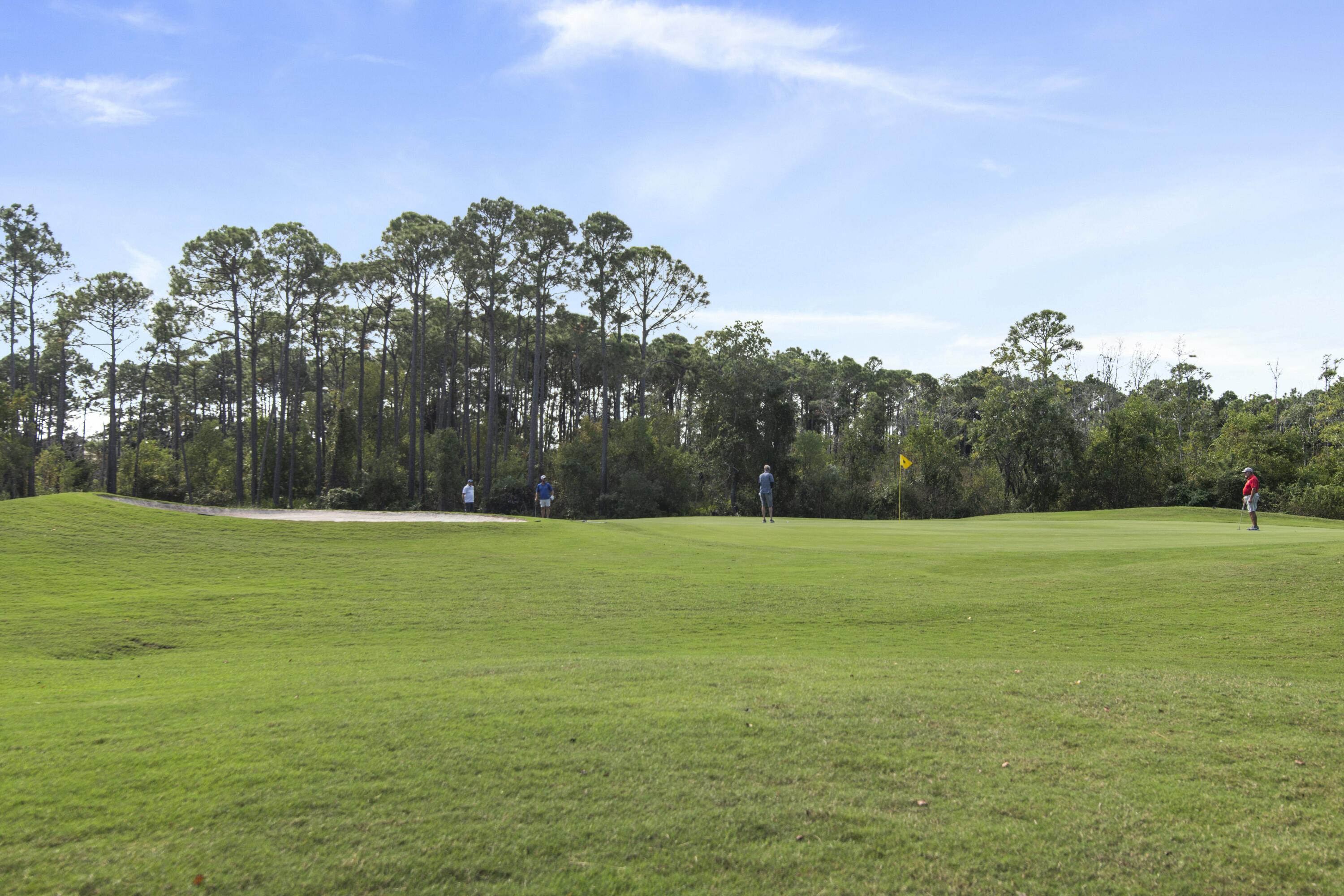 REGATTA BAY GOLF VILLAS - Residential