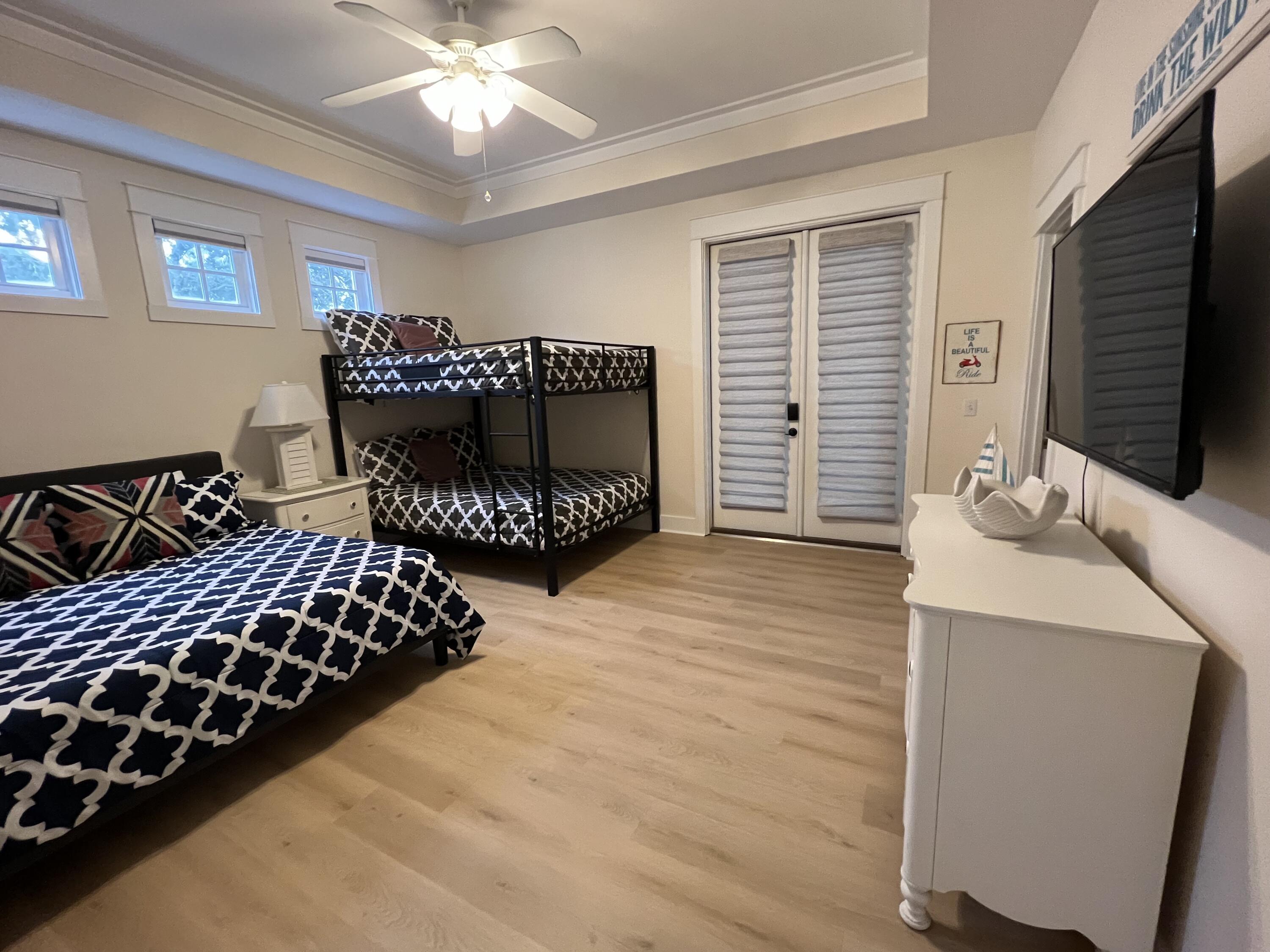 FRANGISTA BEACH 1ST ADDN - Residential