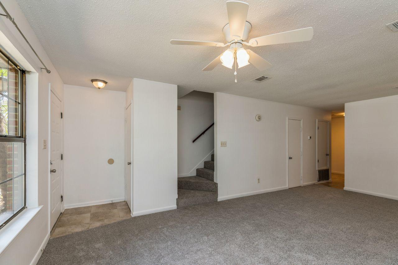 FT WALTON NRTH-INTR - Residential