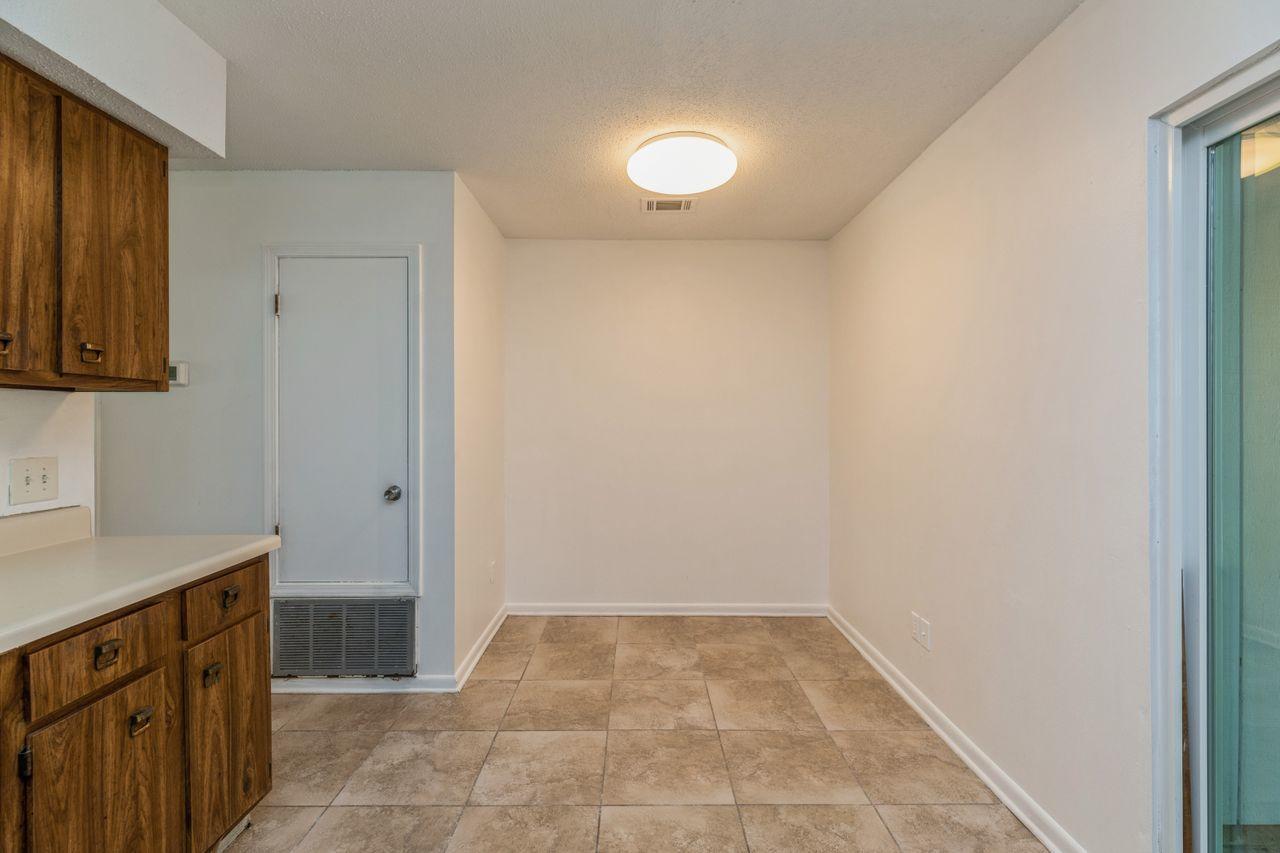 FT WALTON NRTH-INTR - Residential