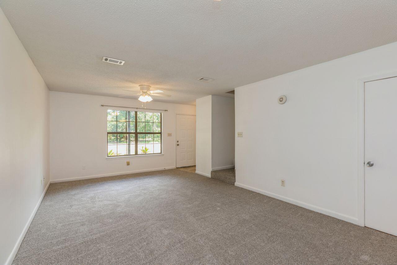 FT WALTON NRTH-INTR - Residential