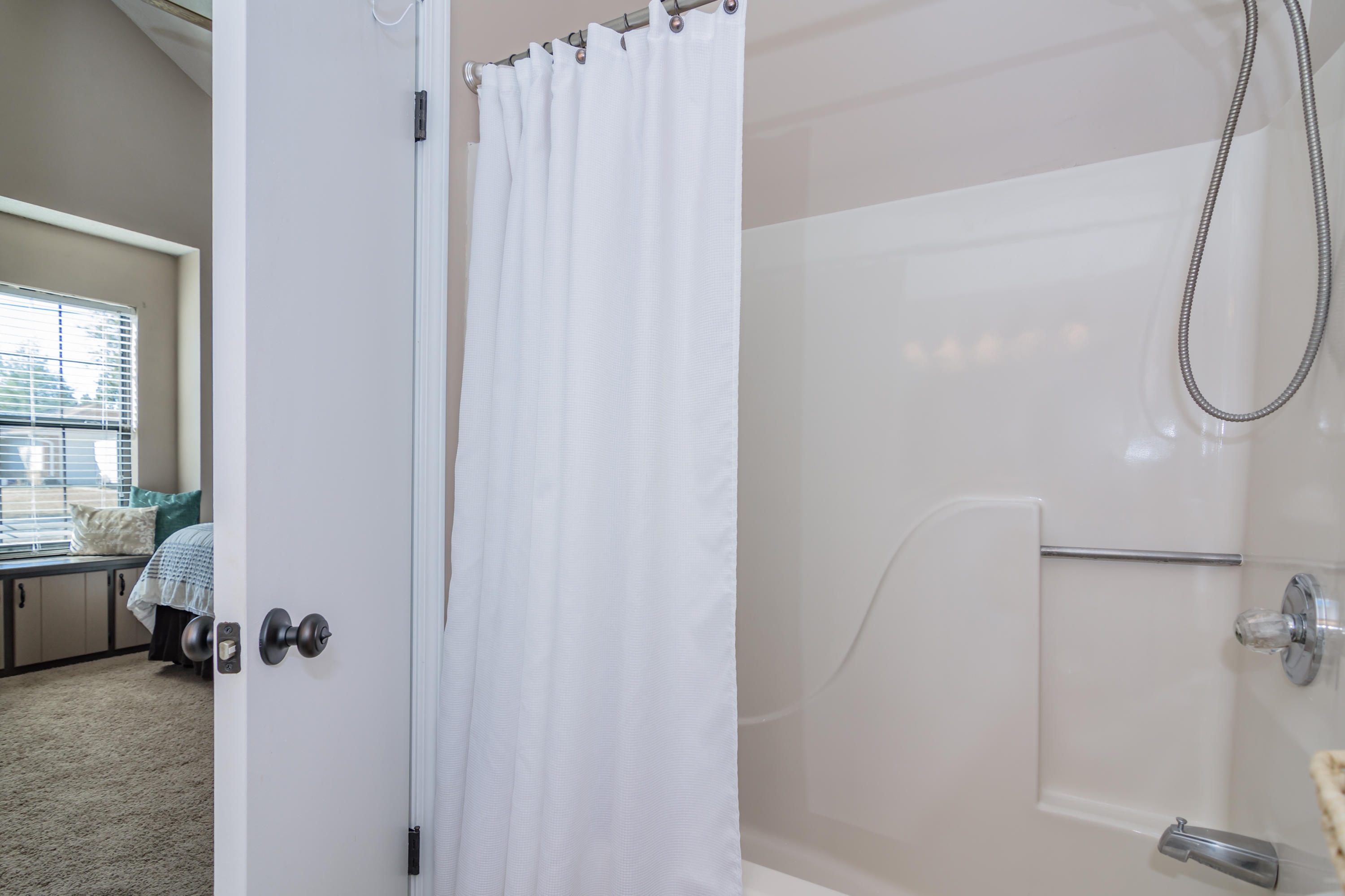 COUNTRYVIEW ESTATES 6TH ADDN PH2 - Residential