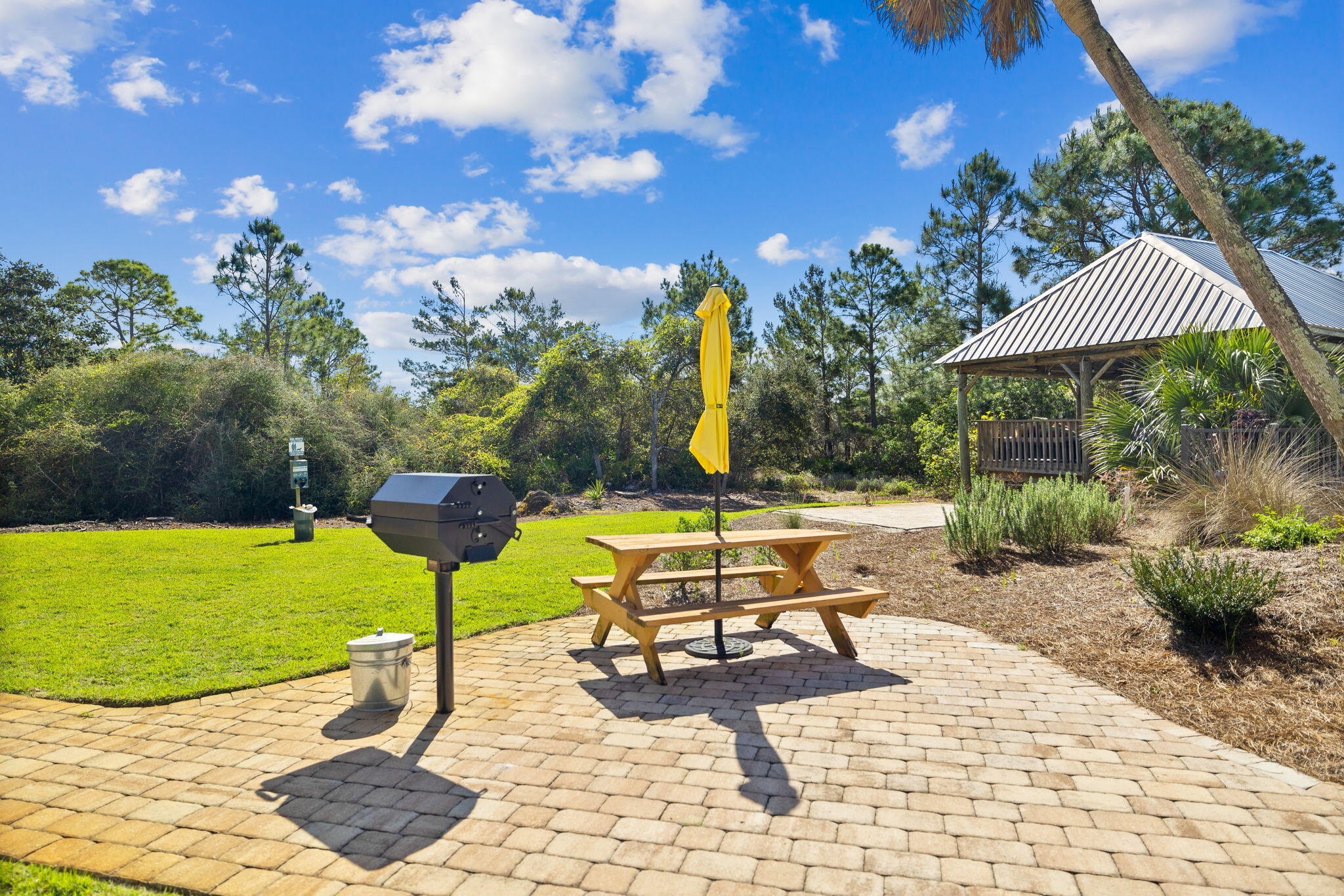 BEACHFRONT 2 PH 1 - Residential