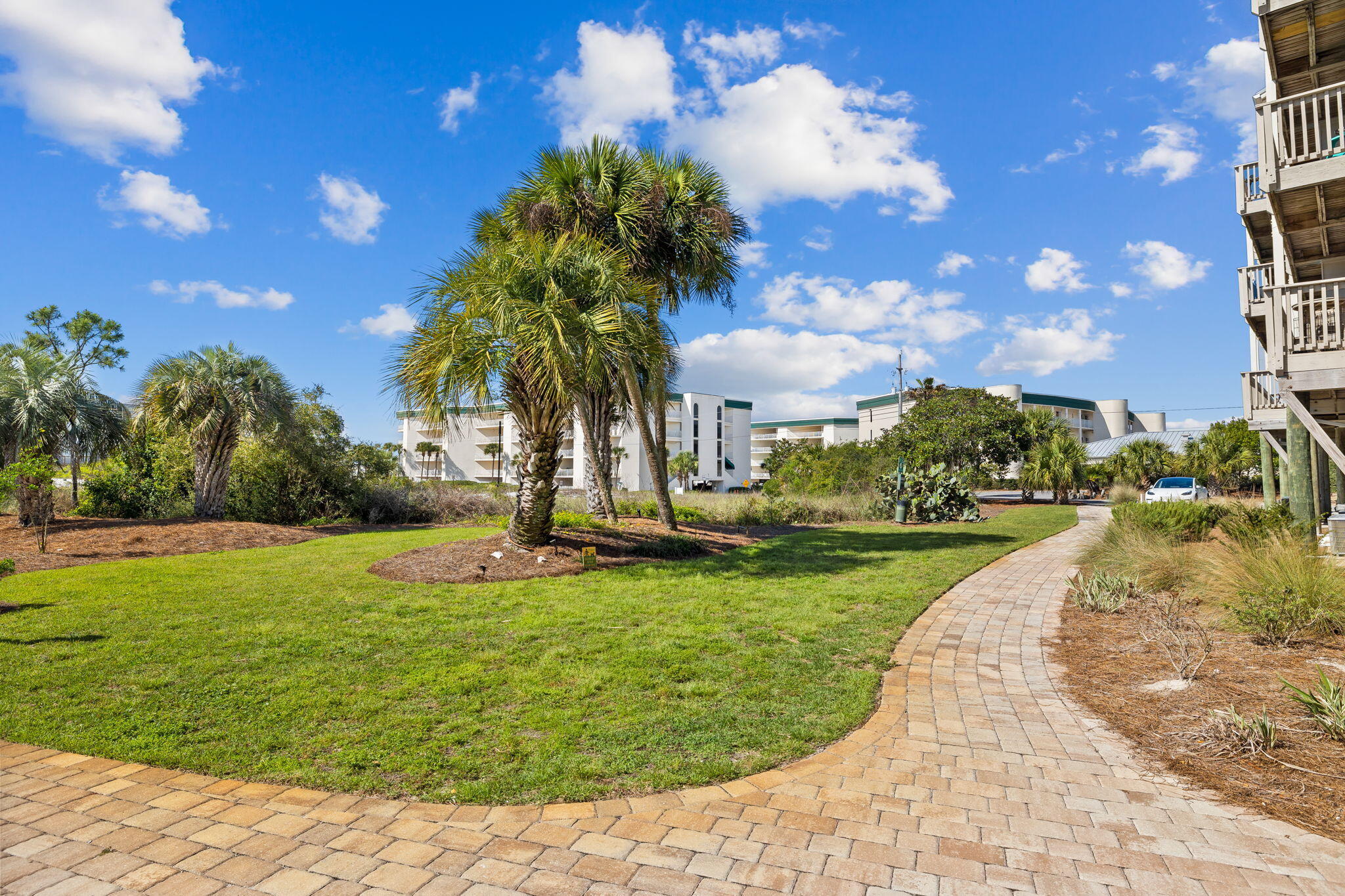 BEACHFRONT 2 PH 1 - Residential