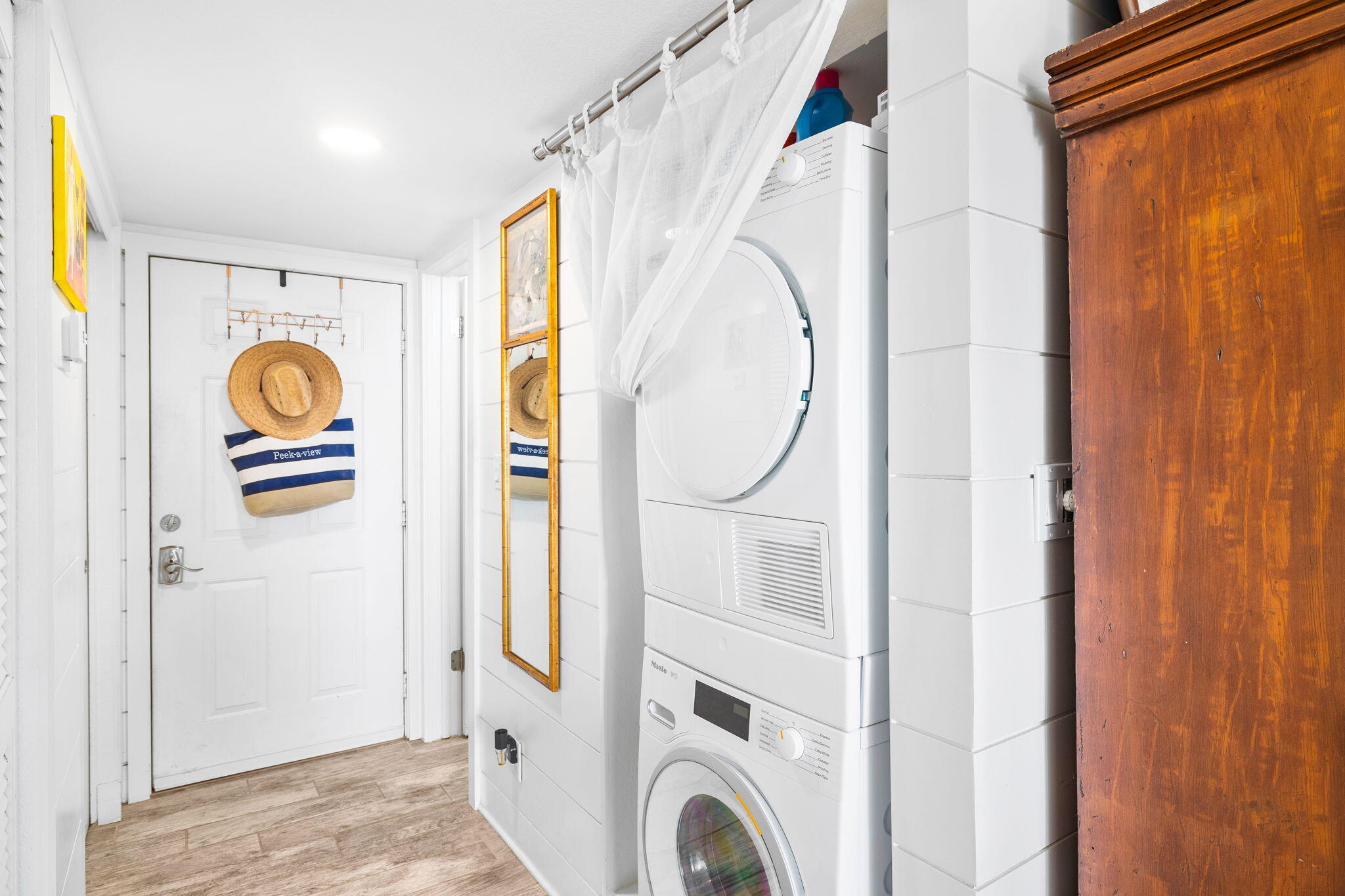 BEACHFRONT 2 PH 1 - Residential