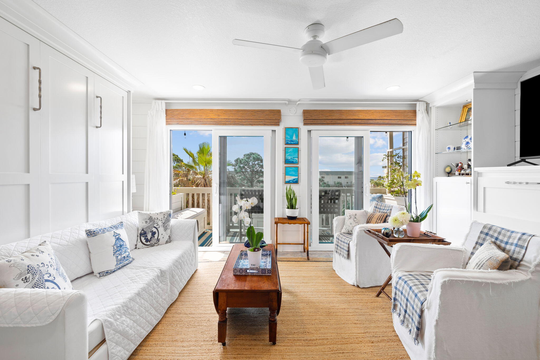 BEACHFRONT 2 PH 1 - Residential