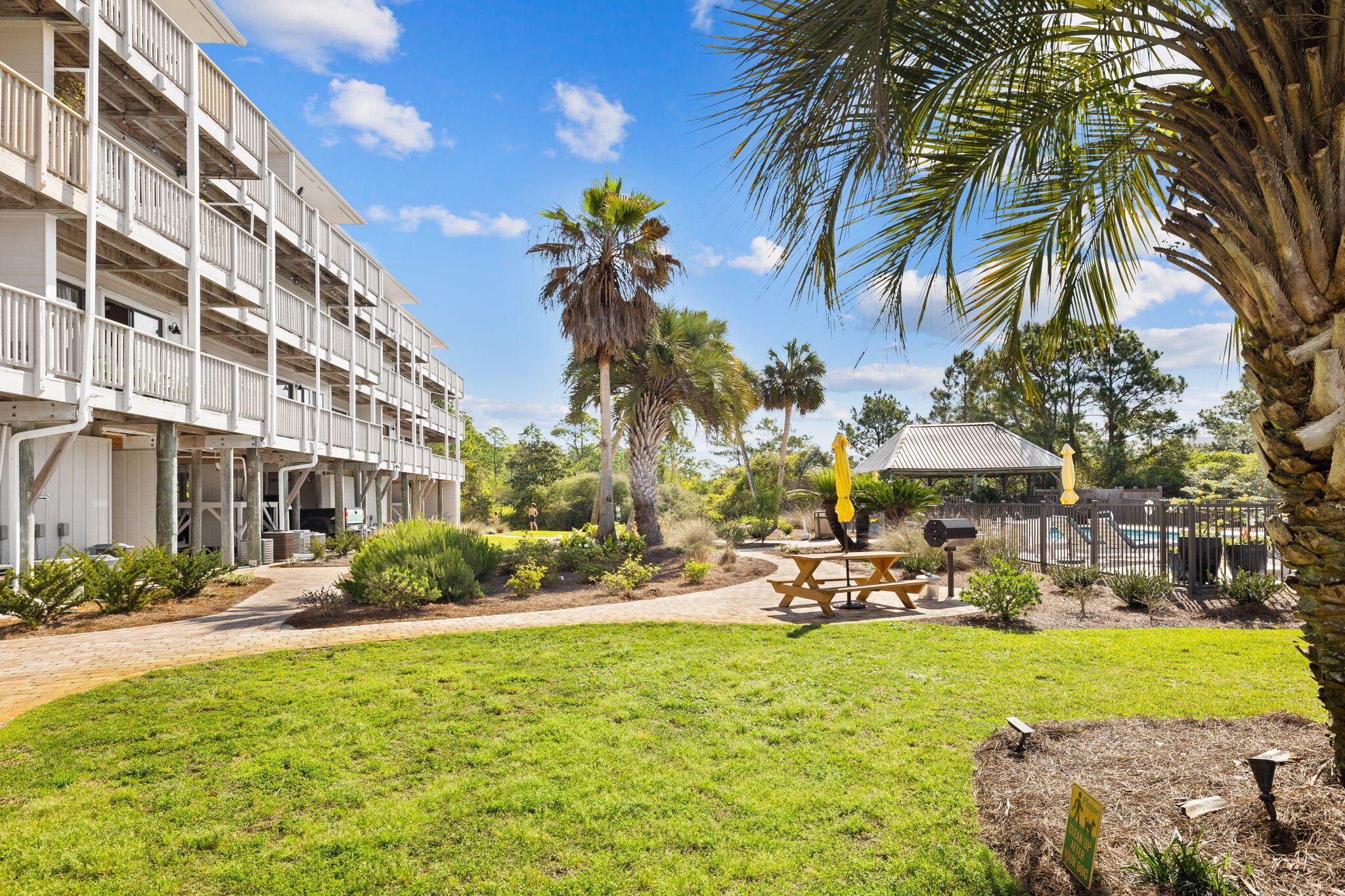 BEACHFRONT 2 PH 1 - Residential