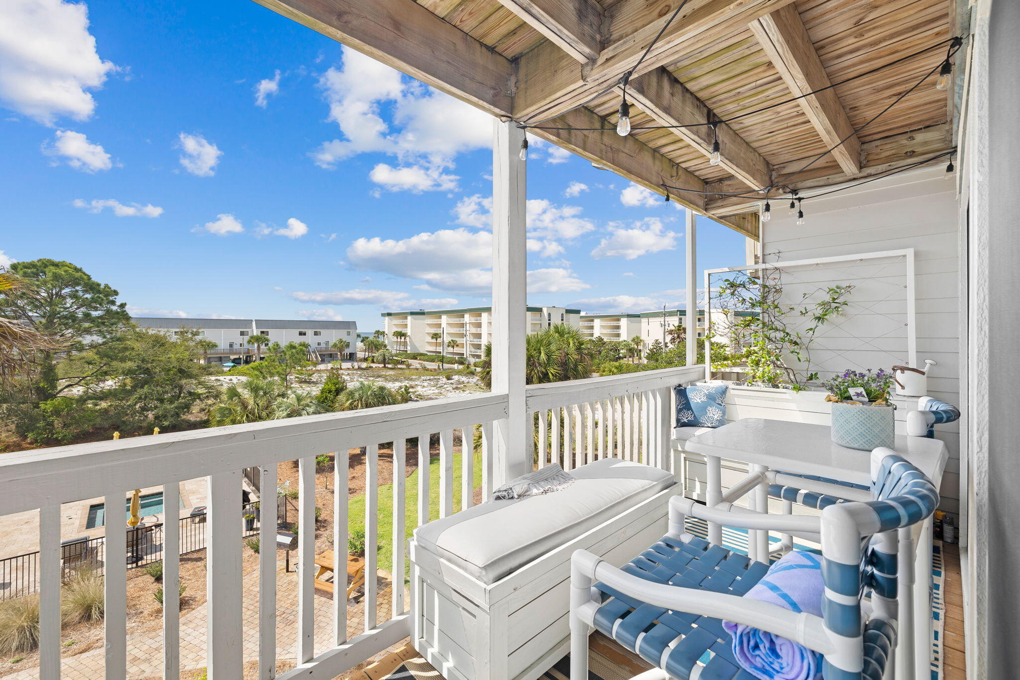 BEACHFRONT 2 PH 1 - Residential