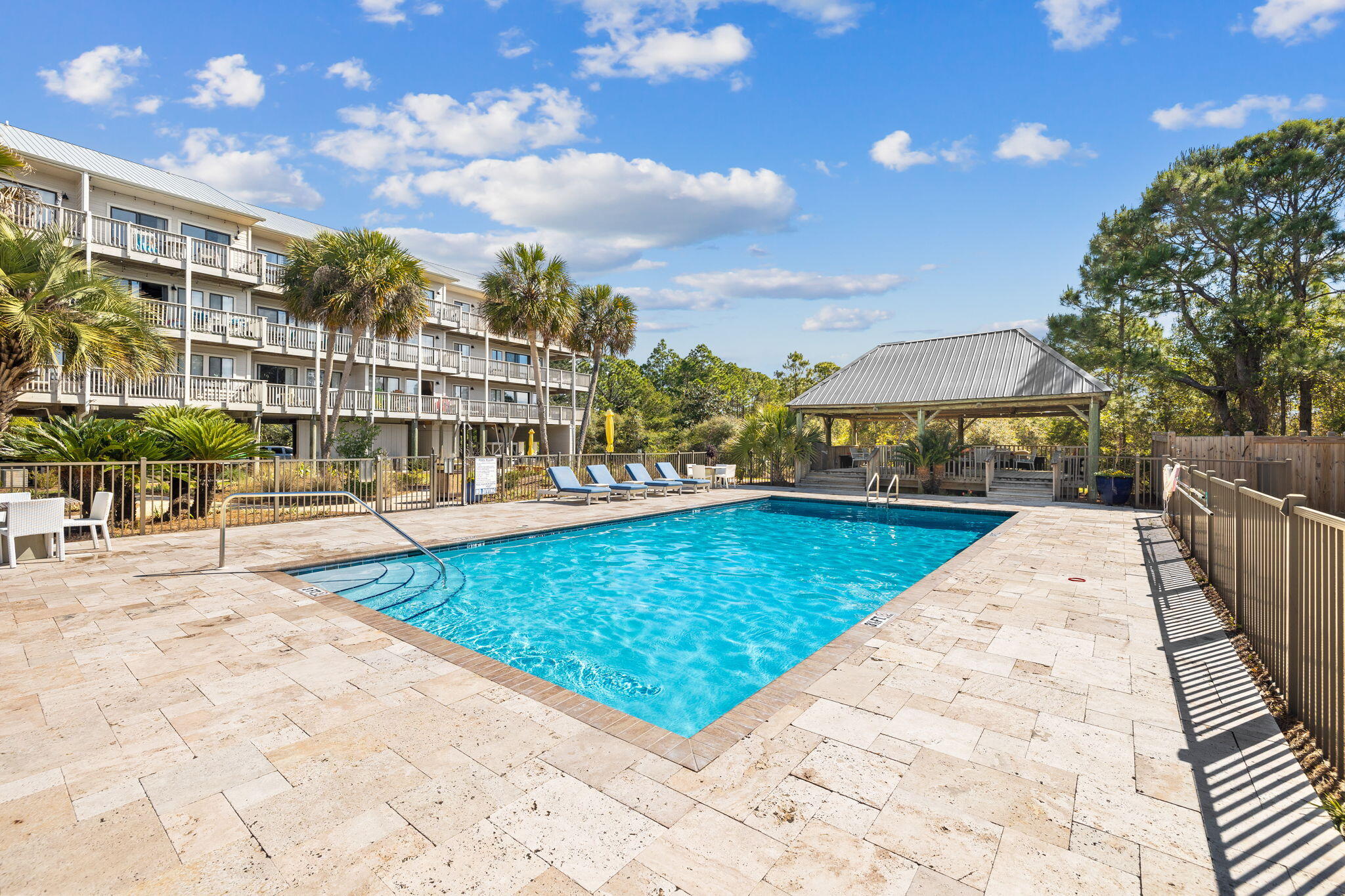 BEACHFRONT 2 PH 1 - Residential