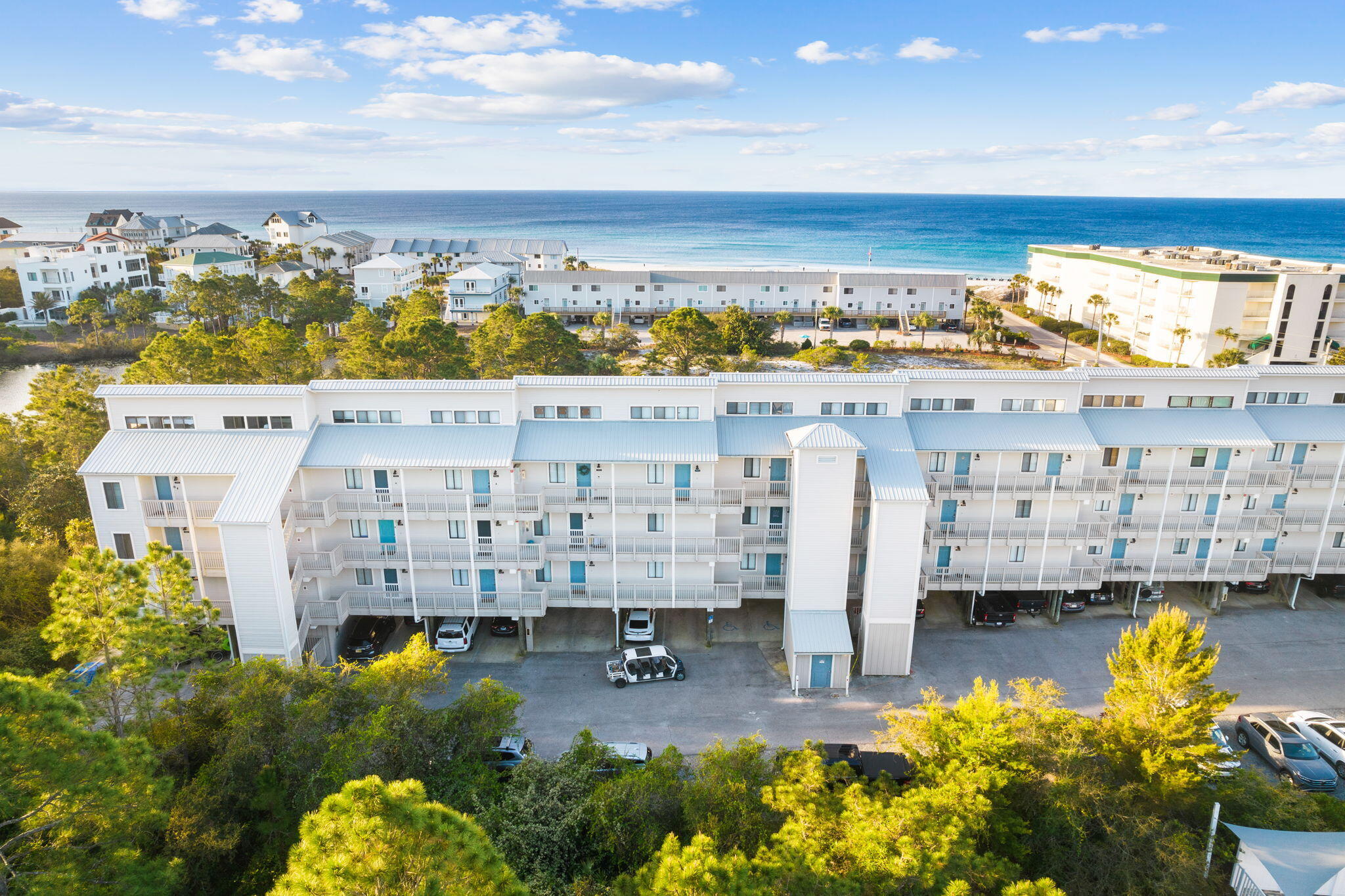 BEACHFRONT 2 PH 1 - Residential