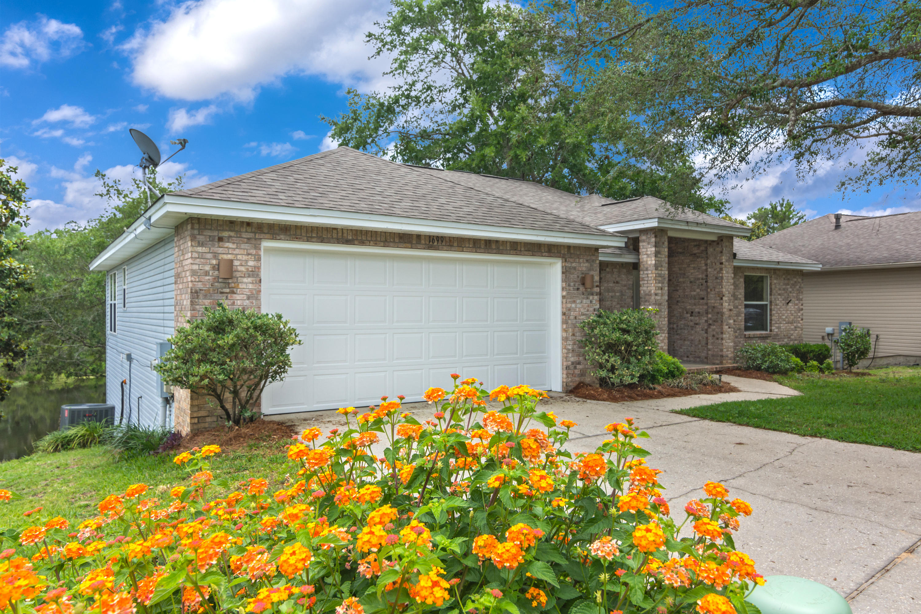 PARKWOOD ESTATES PH 2 BLUEWATER BAY - Residential