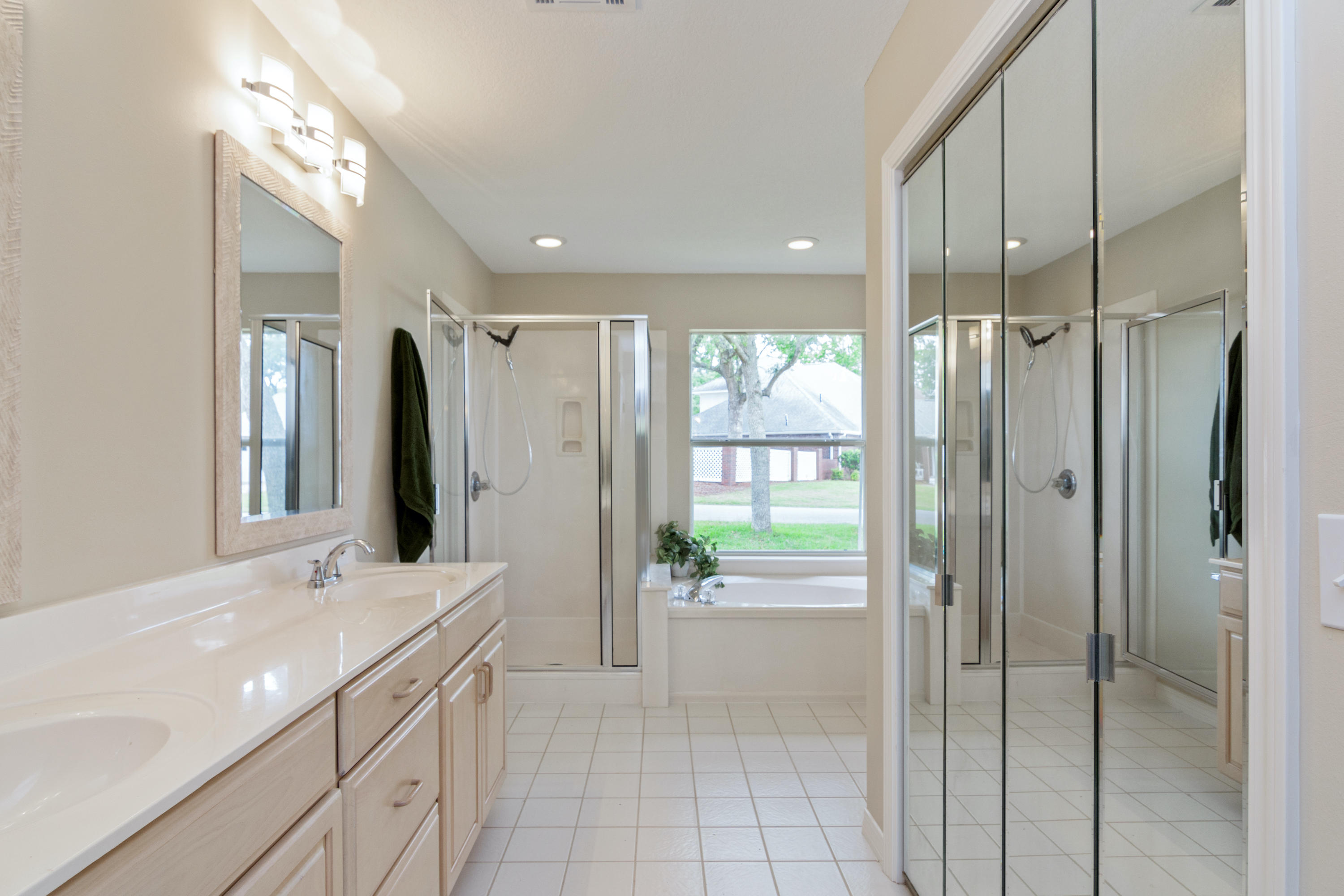 PARKWOOD ESTATES PH 2 BLUEWATER BAY - Residential