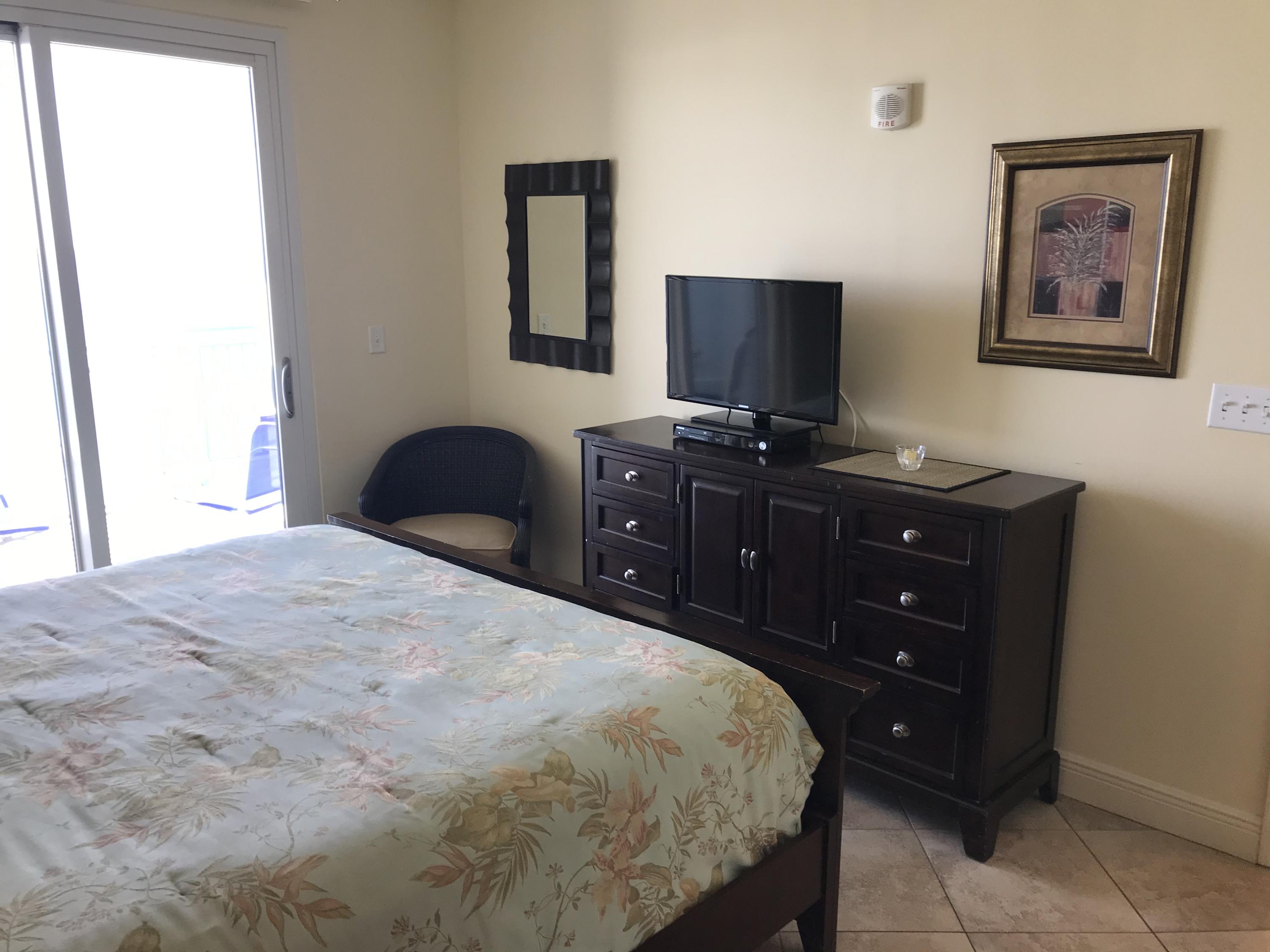 Sterling Breeze - Residential