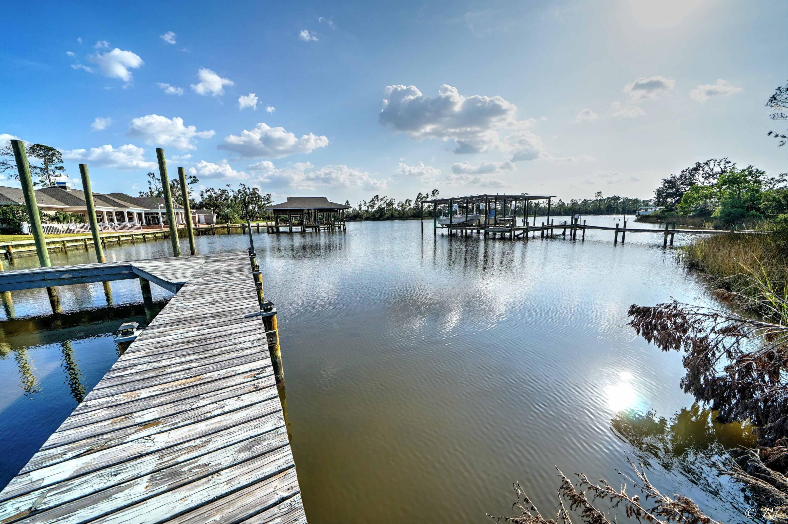 POINT HAVENWOOD - Residential