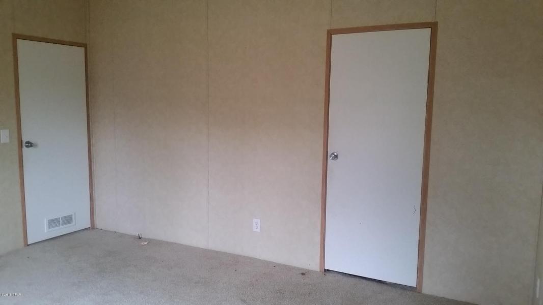 TUNG GROVE ESTATES 1ST ADDN - Residential