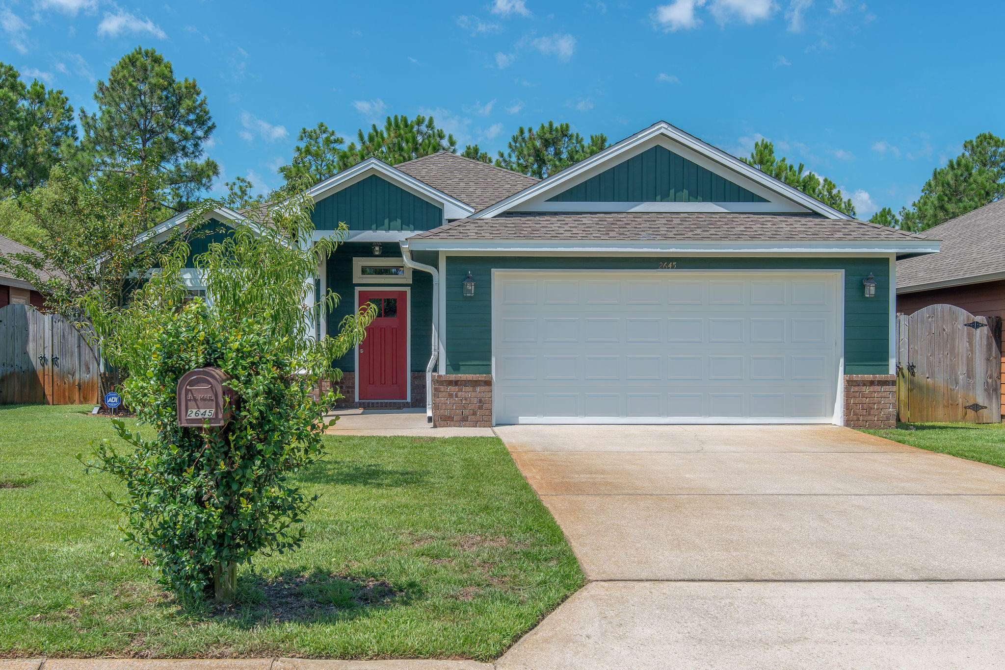 COTTAGES AT EAST RIVER - Residential