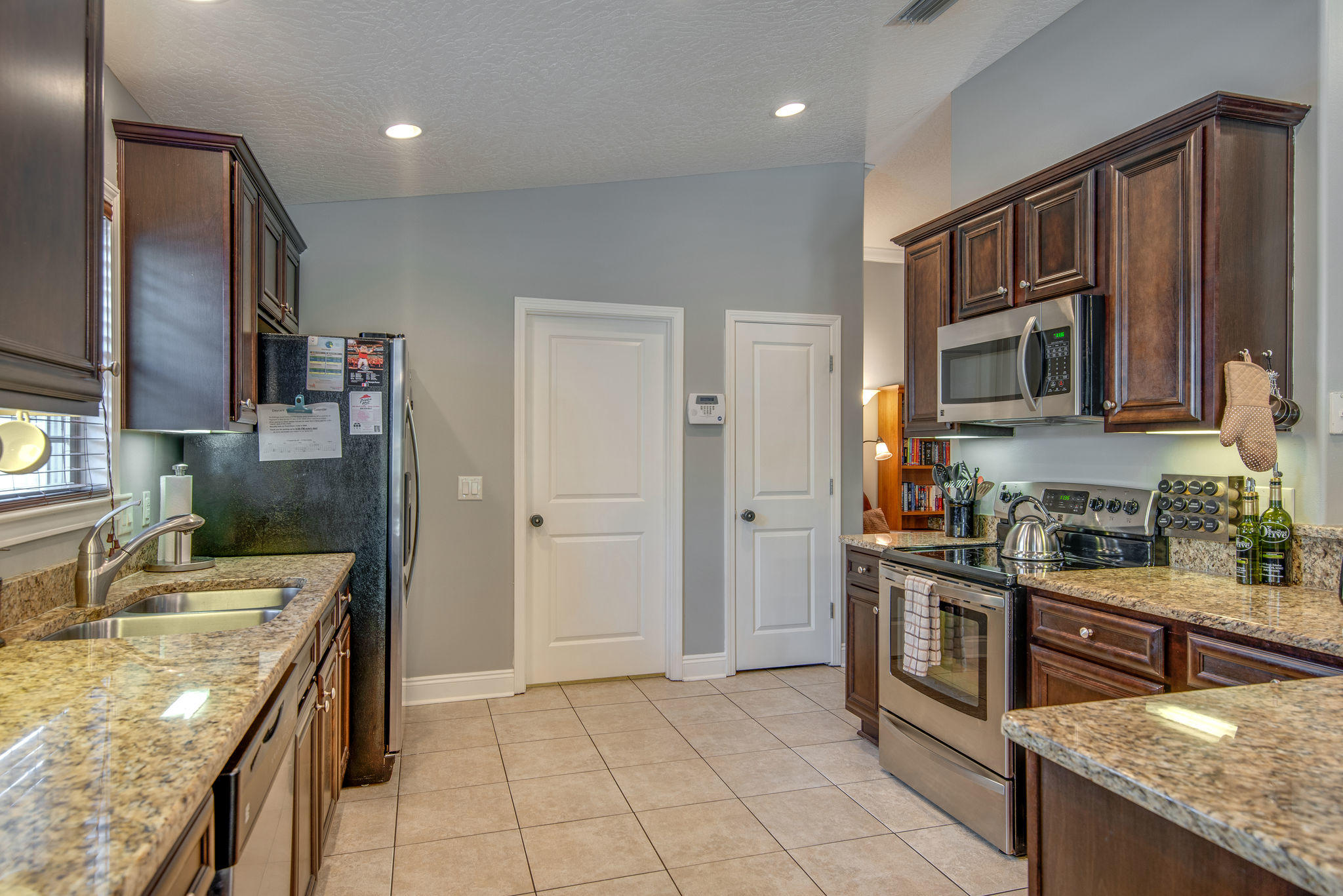 COTTAGES AT EAST RIVER - Residential