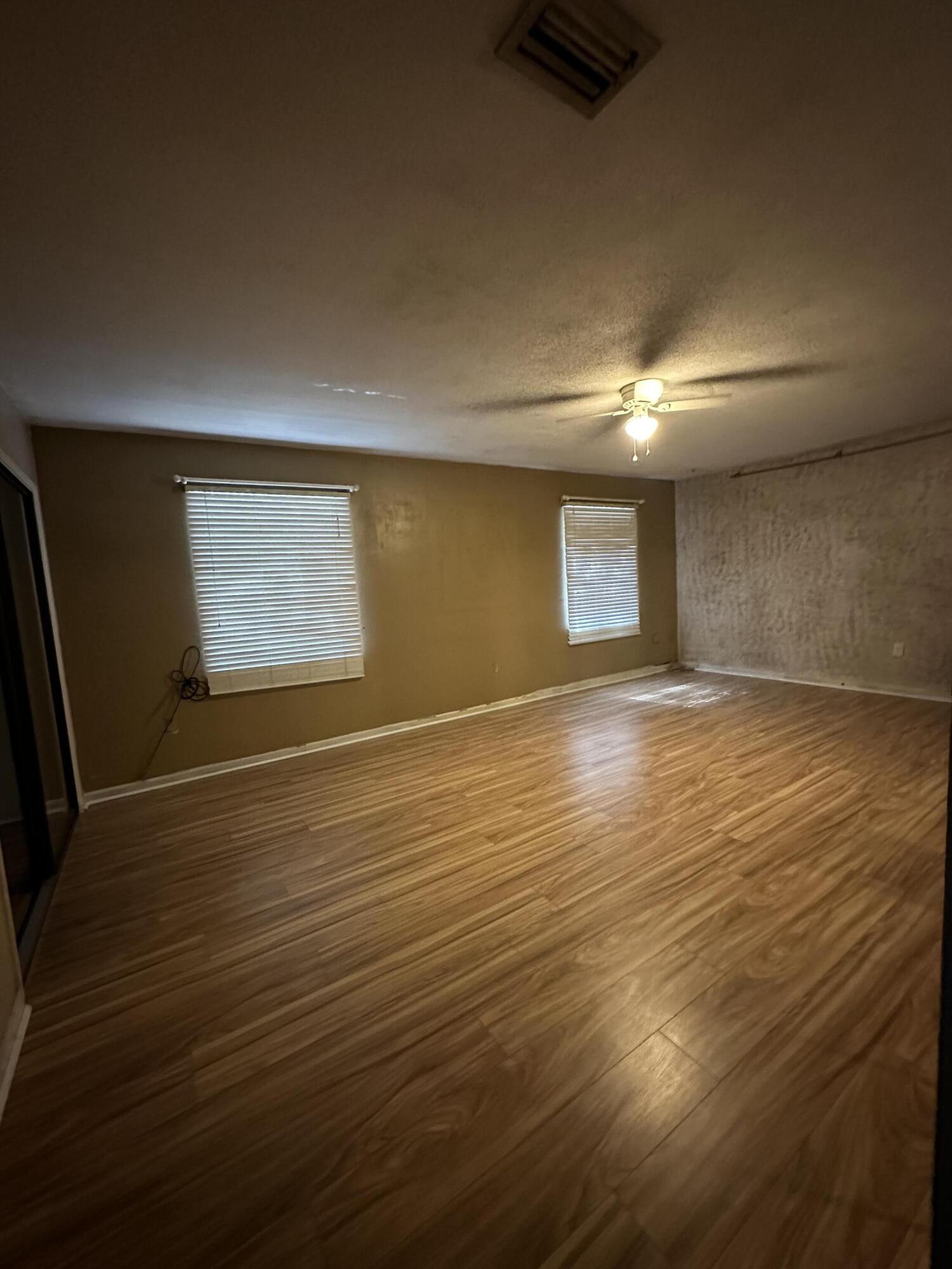 BAYSHORE PARK UNIT 3 - Residential