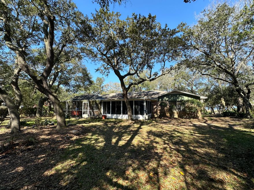 260 Yacht Club is located on a beautiful corner lot right across the street from the bay! This property is perfect for anyone wanting to make it their own, whether the desire is to completely remodel or start from scratch. This is an as-is, where-is sale, ready for its new owner!