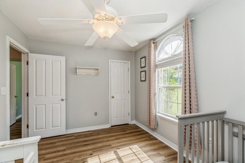 KINGS CROSSING PH II LOT 28 BLK 1 - Residential