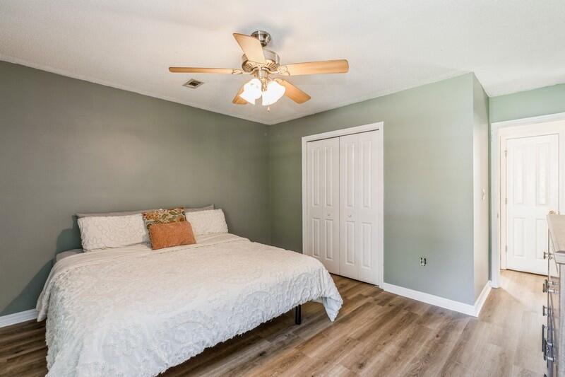 KINGS CROSSING PH II LOT 28 BLK 1 - Residential