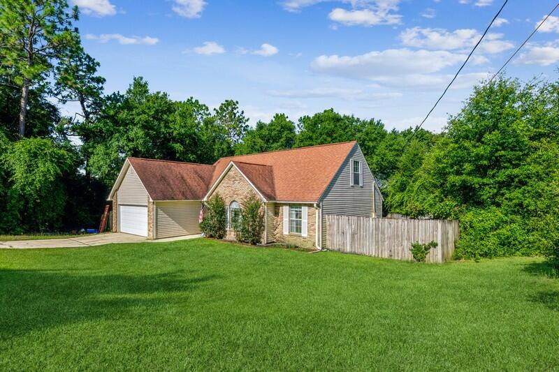 KINGS CROSSING PH II LOT 28 BLK 1 - Residential